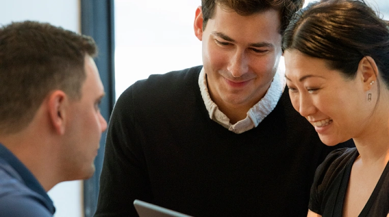 Integrate business ios applications with data analytics_ Hire iphone app developers India